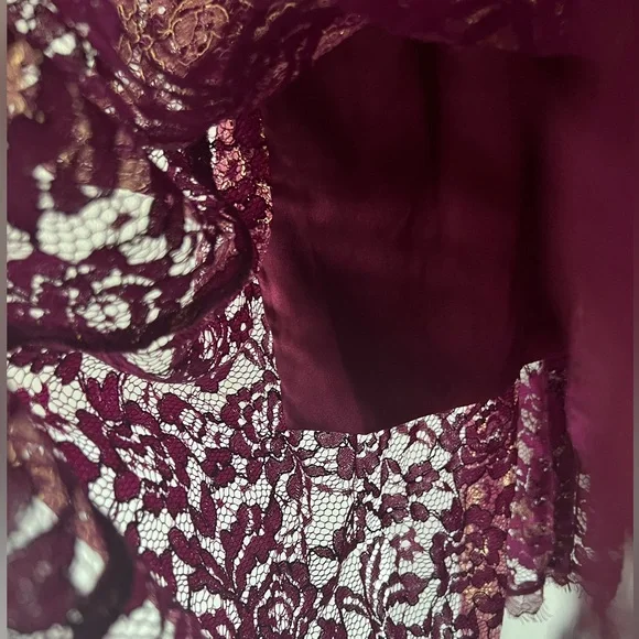 Dress the Population Blair Embellished Cocktail Dress Lace XS Modest Neckline
